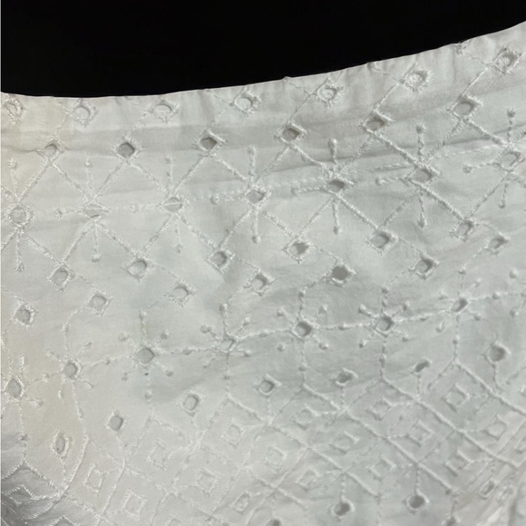 Old Navy White A-Line Midi Skirt for Cocktail Events - Picture 2 of 5